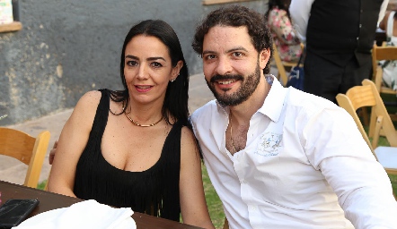 Mariana Sánchez y Karim Zarur.