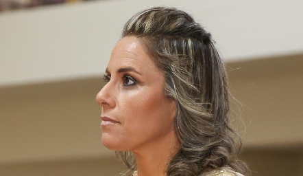  Michelle Zarur de Heinze.