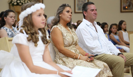 Primera Comunión de Michelle Heinze.