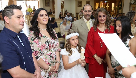 Primera Comunión de Michelle Heinze.
