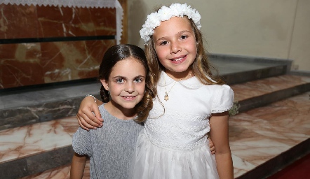  Constanza y Michelle.
