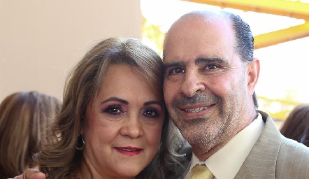 Rosa Laura de Zarur y Roberto Zarur.