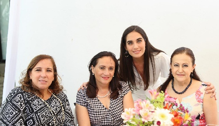  Adriana Enríquez, Lolita Alba, Mariana Rodríguez y Magdalena Araiza.
