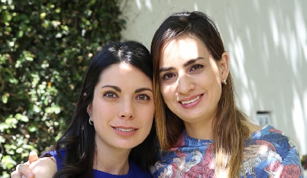  Daniela Félix y Montse Muñiz.