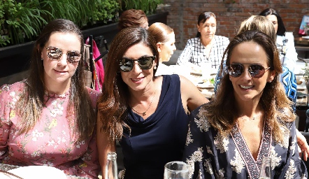  Rocío Muriel, Karina Hernández y Laura del Villar.