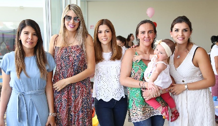  María Fernanda Leal, Mariana Berrones, Imelda Martínez, Ale Luna, Montse Gutiérrez y Ana Gaby López.