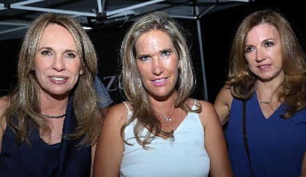  Lupita Pereda, Claudia Quiroz y Guille Hernández.