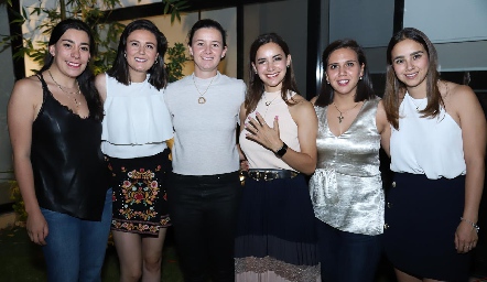  Jimena Torres, Andrea Maza, Arantza de la Torre, Claudia Dibildox, Mari Paz Ress y Bárbara Mejía.
