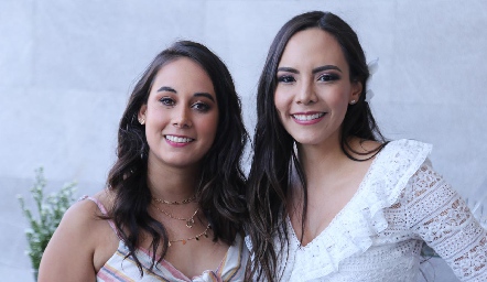  Laura Hermosillo y Giselle Martínez.