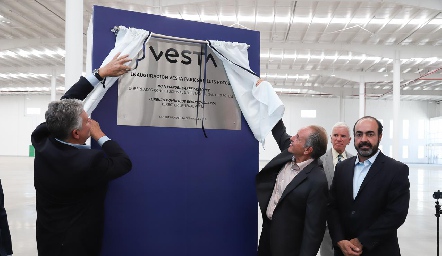  Develación de la placa.