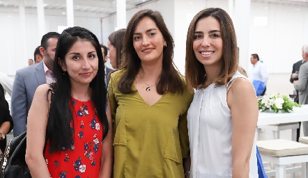  Clementina Margain, Magda Foyo e Itziar Curiel.