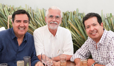  Carlos Orduña, Luis Córdova y Héctor Hernández.