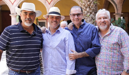  Cumpleaños de Toño Lozano.