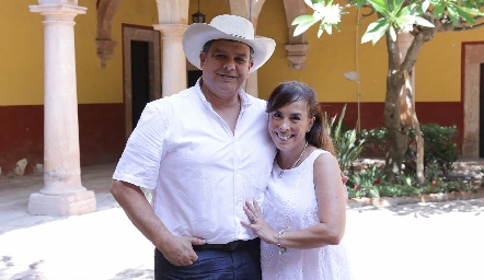  Arturo Estrada e Ylenia Rodríguez.