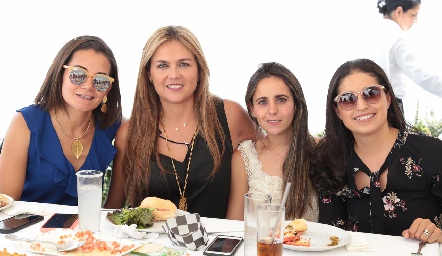  Rocío Subirana, Beatriz Villegas, Bibi Perea y Marthita Morales.