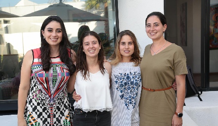  Las bellas primas Alcalde, Marifer, Verónica, Nuria y Cristina.