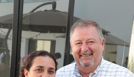  Cristina Alcalde y Patricio Mendizábal.
