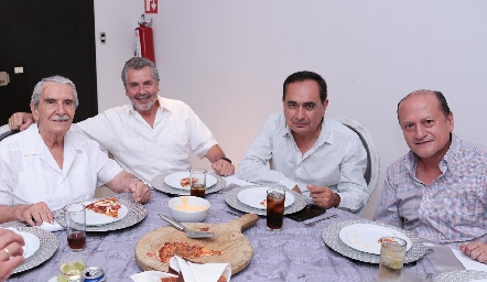  Jesús Rodríguez González, Sergio Muñoz Pérez, Guillermo Noyola y Raúl Velázquez.
