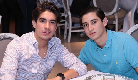  Primos, Chema y Santiago Rodríguez.
