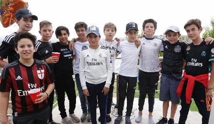  Chus con sus mejores amigos.