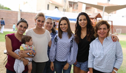  Las guapas mamás.