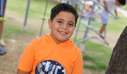  Luis José.
