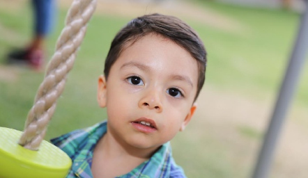 Luis.