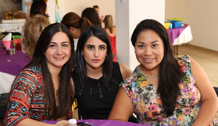  Gabriela Serna, Alejandra Rodríguez y Alejandra Ibarra.