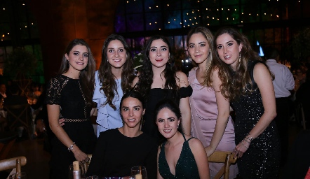 Paola Gutiérrez, Miriam Díaz Infante, Isa Zollino, Bárbara Mahbub, Mónica Torres, Mercedes Bárcena y Paulina Aldrett.