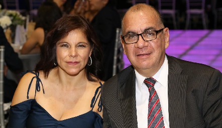  Cristina Gallegos y Arturo Rodríguez.