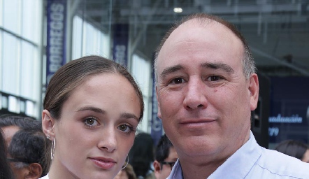  Dany Zermeño con su papá.