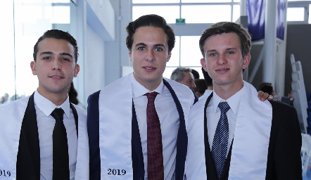  Terminaron sus estudios de Prepa.