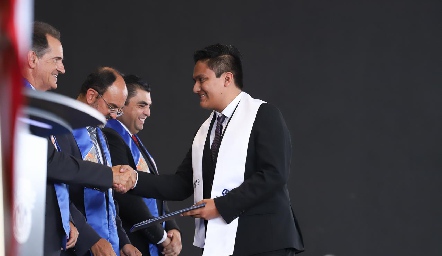  Entrega de certificados Prepa Tec.