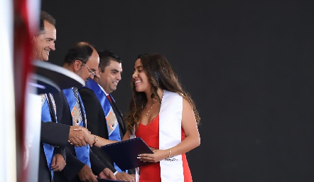  Entrega de certificados Prepa Tec.
