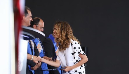  Entrega de certificados Prepa Tec.