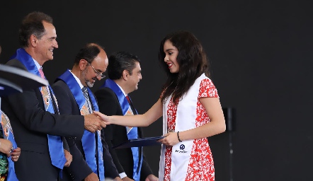  Entrega de certificados Prepa Tec.