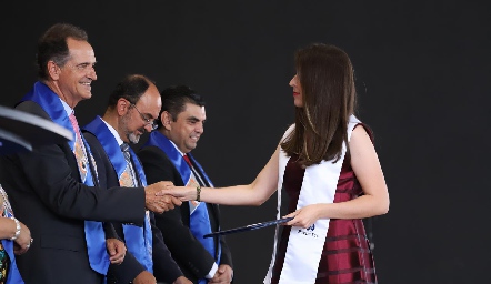  Entrega de certificados Prepa Tec.