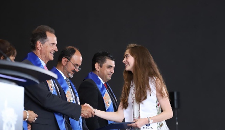  Entrega de certificados Prepa Tec.
