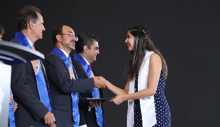  Entrega de certificados Prepa Tec.