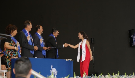 Entrega de Certificados de Prepa Tec.