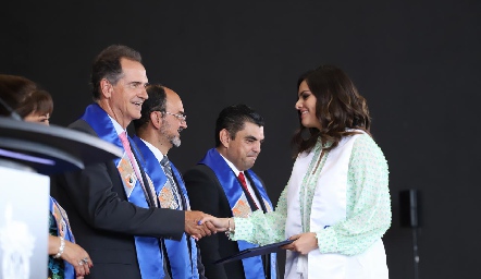  Entrega de certificados Prepa Tec.