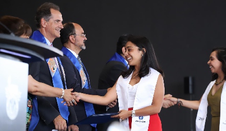  Entrega de certificados Prepa Tec.