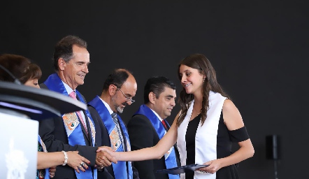  Entrega de certificados Prepa Tec.