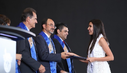  Entrega de certificados Prepa Tec.