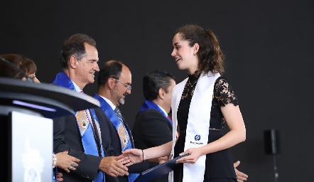  Entrega de certificados Prepa Tec.