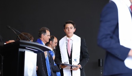  Entrega de certificados Prepa Tec.