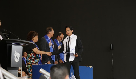 Entrega de Certificados de Prepa Tec.