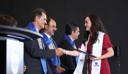 Entrega de certificados Prepa Tec.