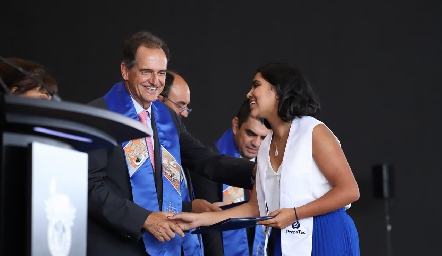  Entrega de certificados Prepa Tec.