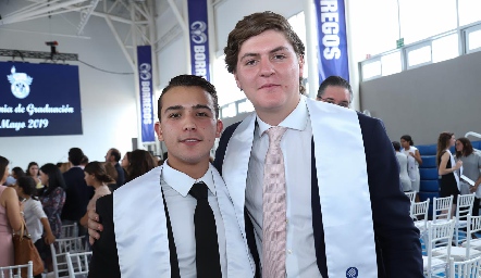  Terminaron sus estudios de Prepa.